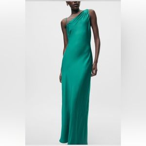 Satin effect midi emerald dress Zara - sold